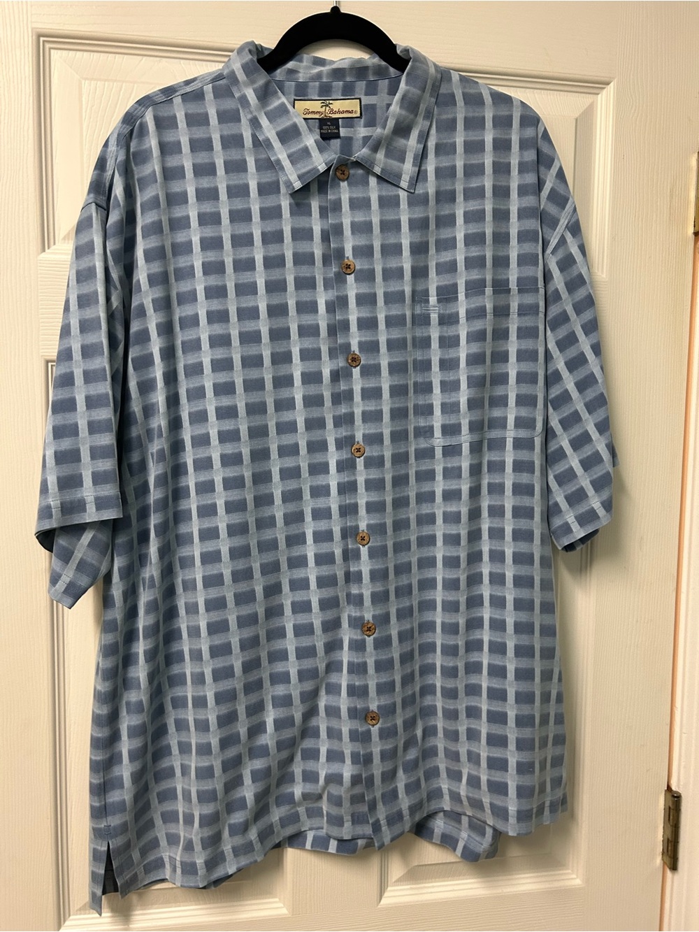 Tommy Bahama Blue Checked Short-Sleeve Button-Up Shirt XL